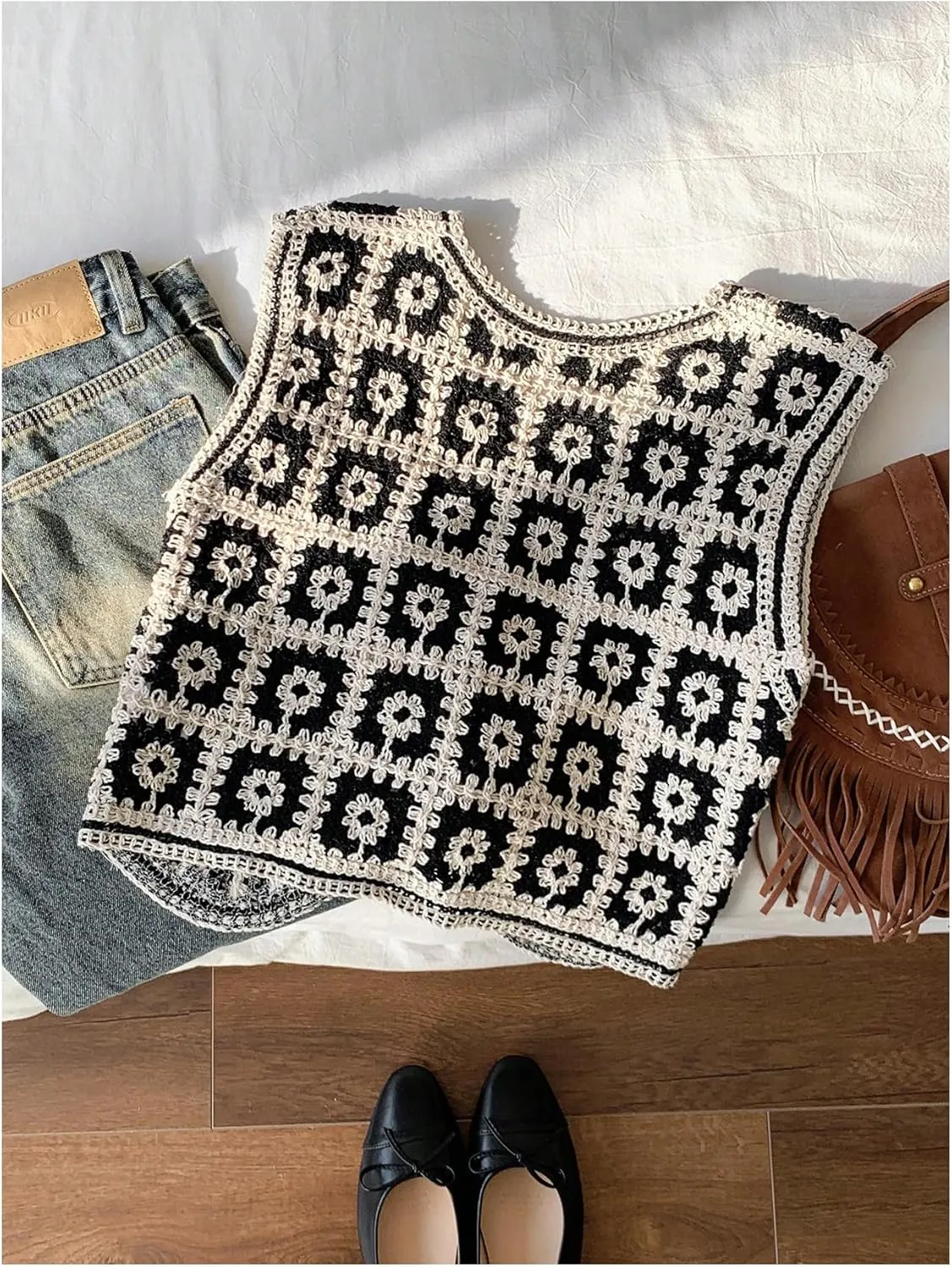 GORGLITTER Women's Crochet Knit Sweater Vest Sleeveless Button Front Cropped Vests