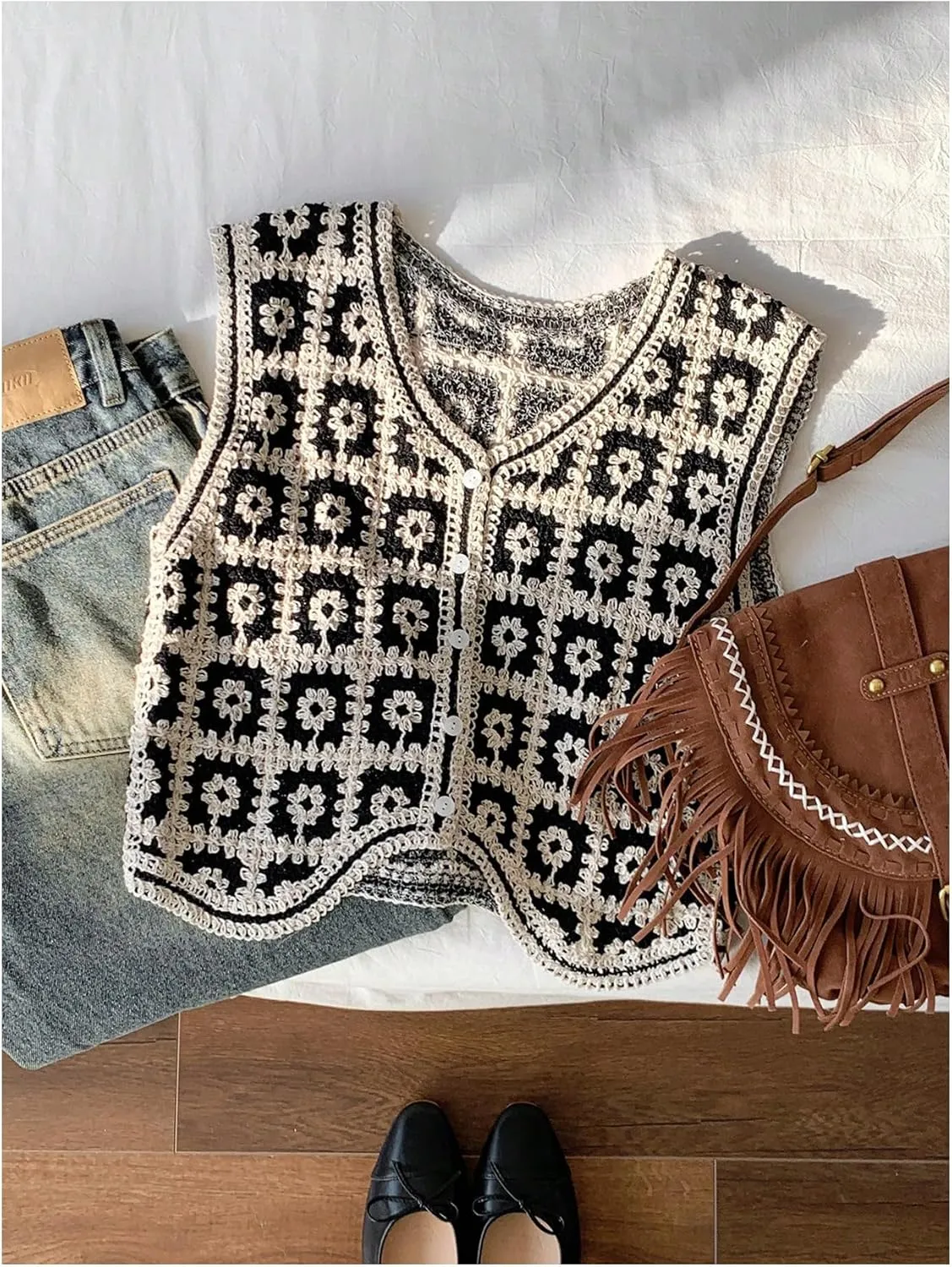 GORGLITTER Women's Crochet Knit Sweater Vest Sleeveless Button Front Cropped Vests